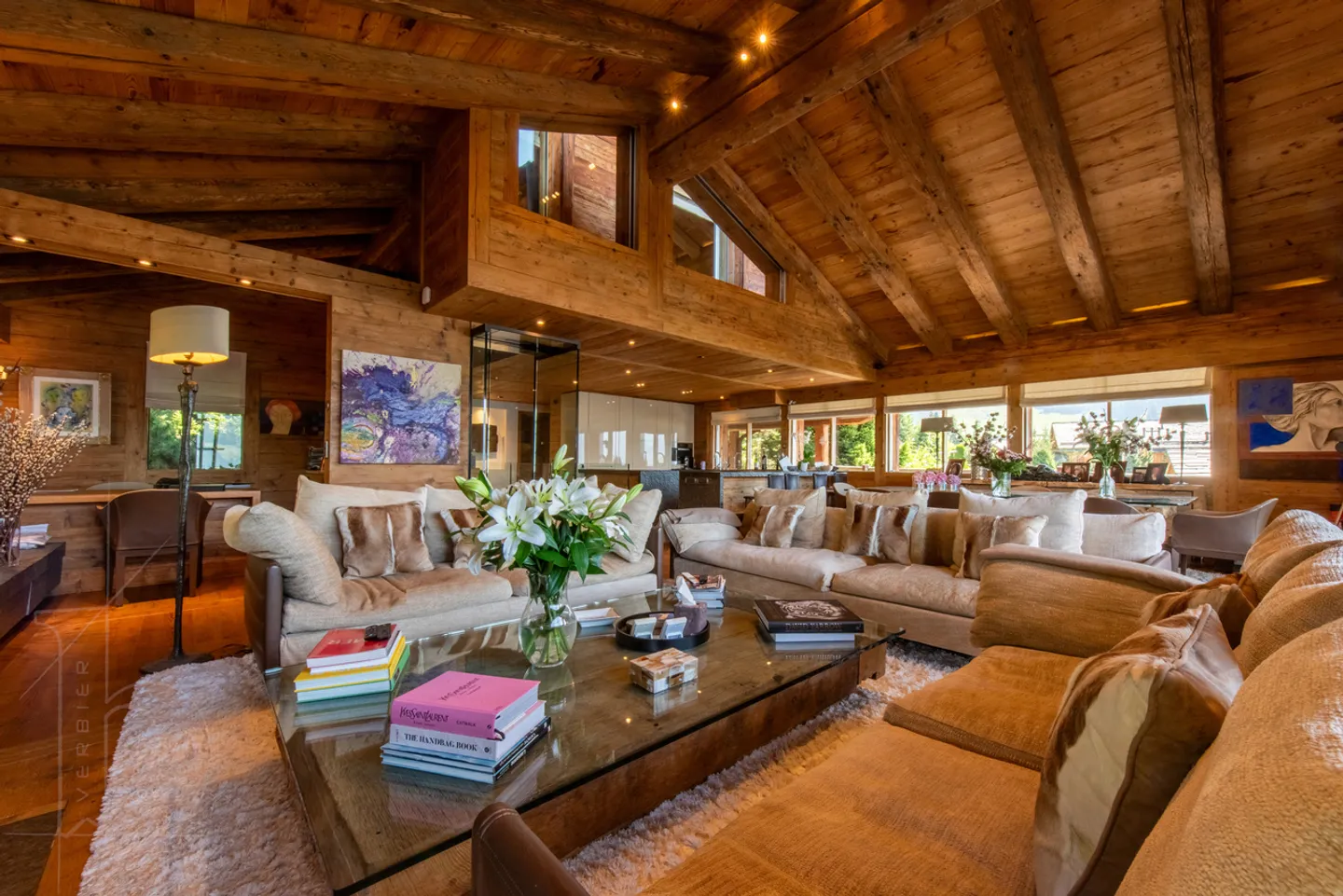 Splendido chalet con fascino alpino - Foto 4 di 13
