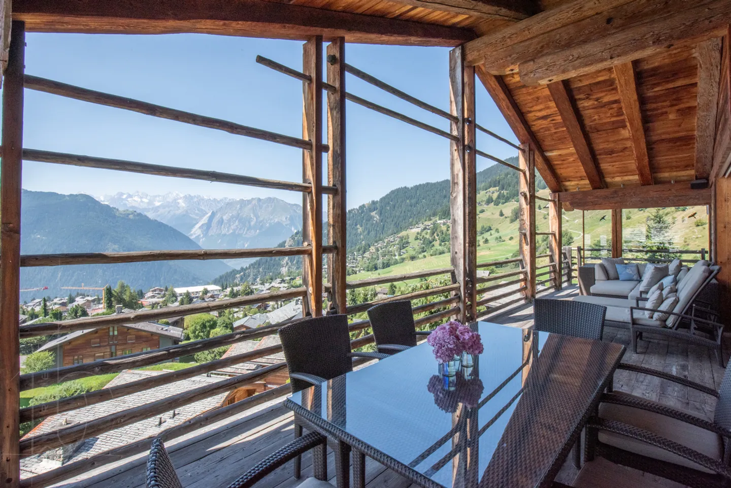 Splendido chalet con fascino alpino - Foto 7 di 13