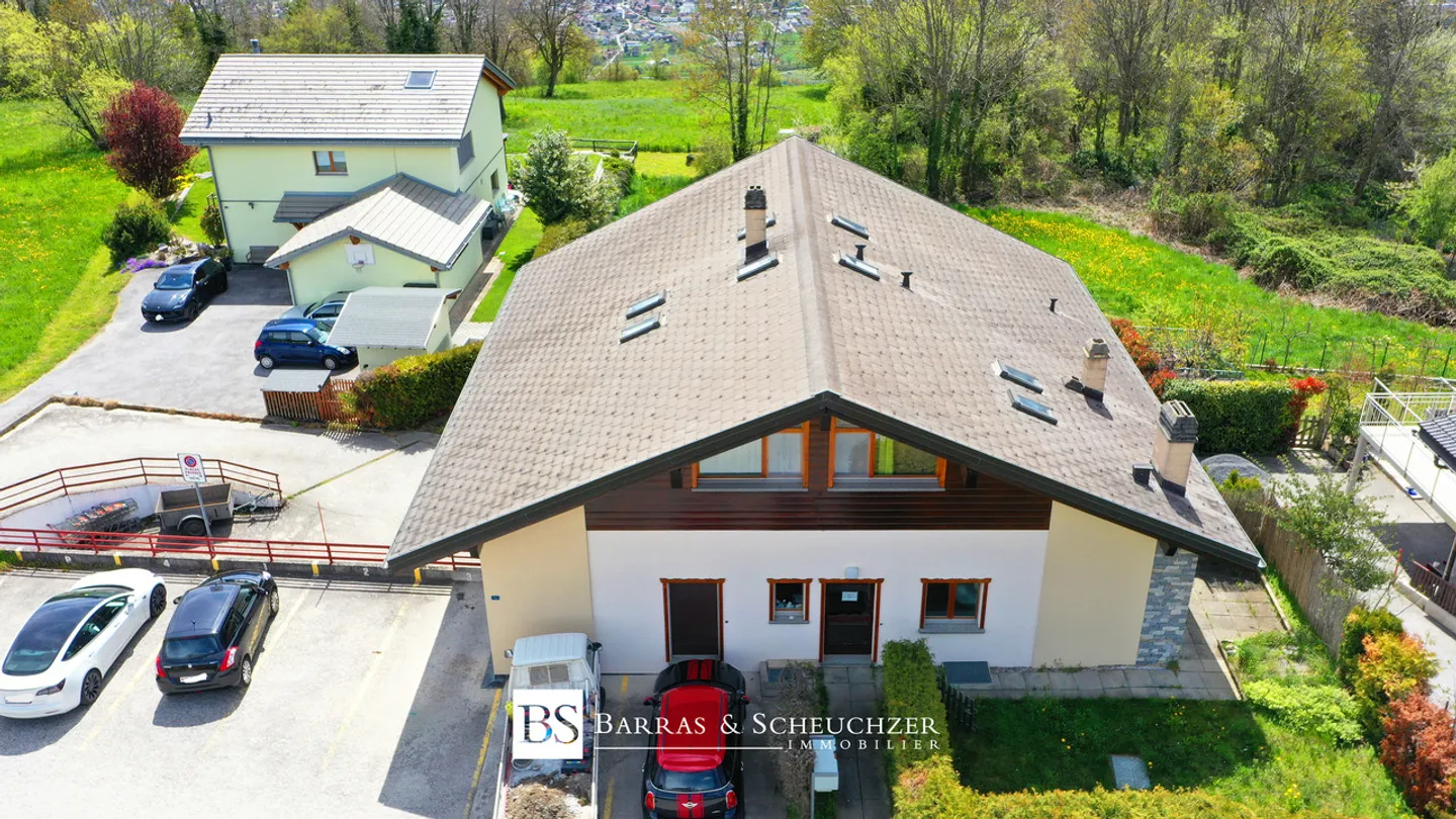 Immeuble de rendement à Crans-Montana - Photo 2 sur 10