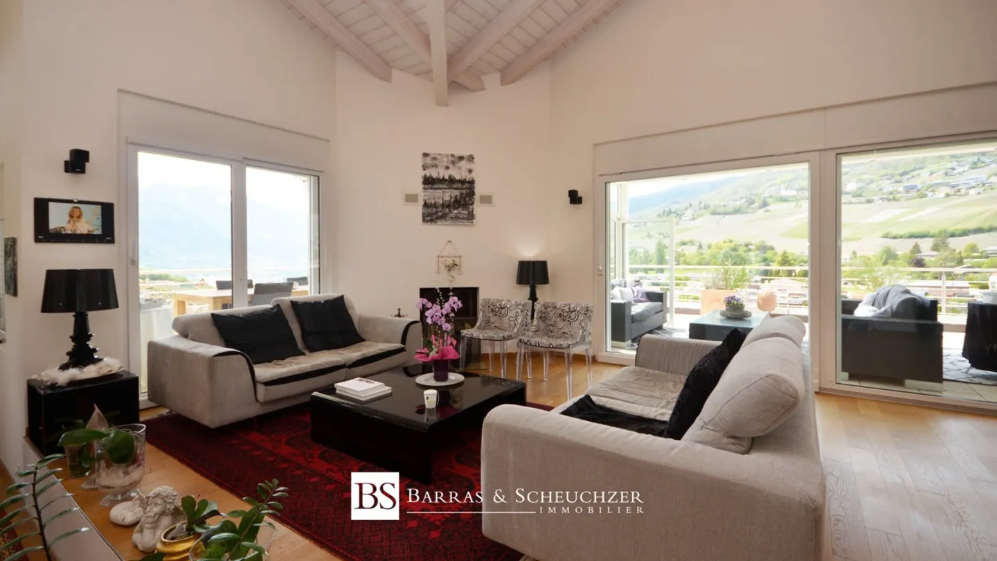 Superba villa moderna di 6 stanze con area benessere - Foto 6 di 13