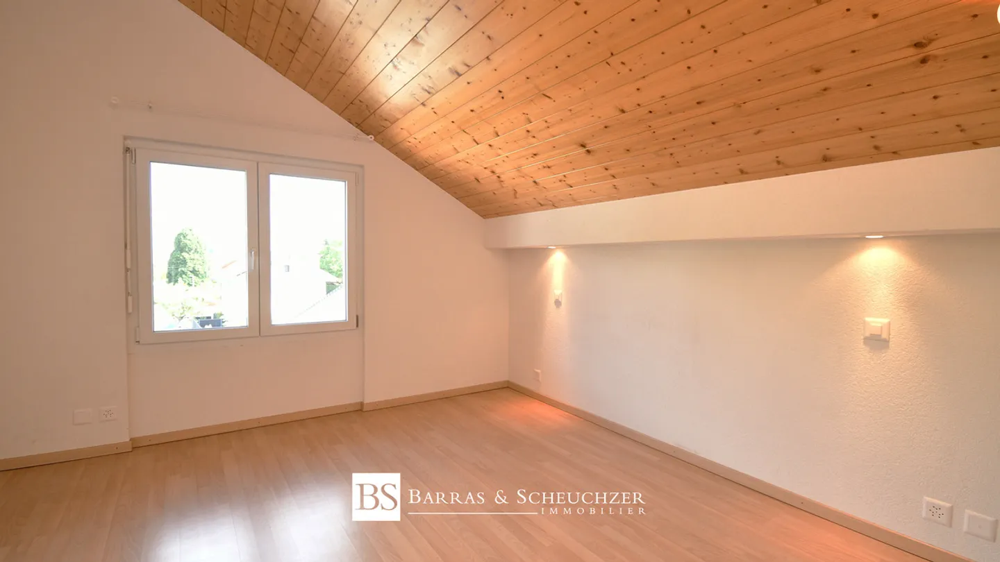 Renovated village house with 2 apartments - Photo 9 of 13