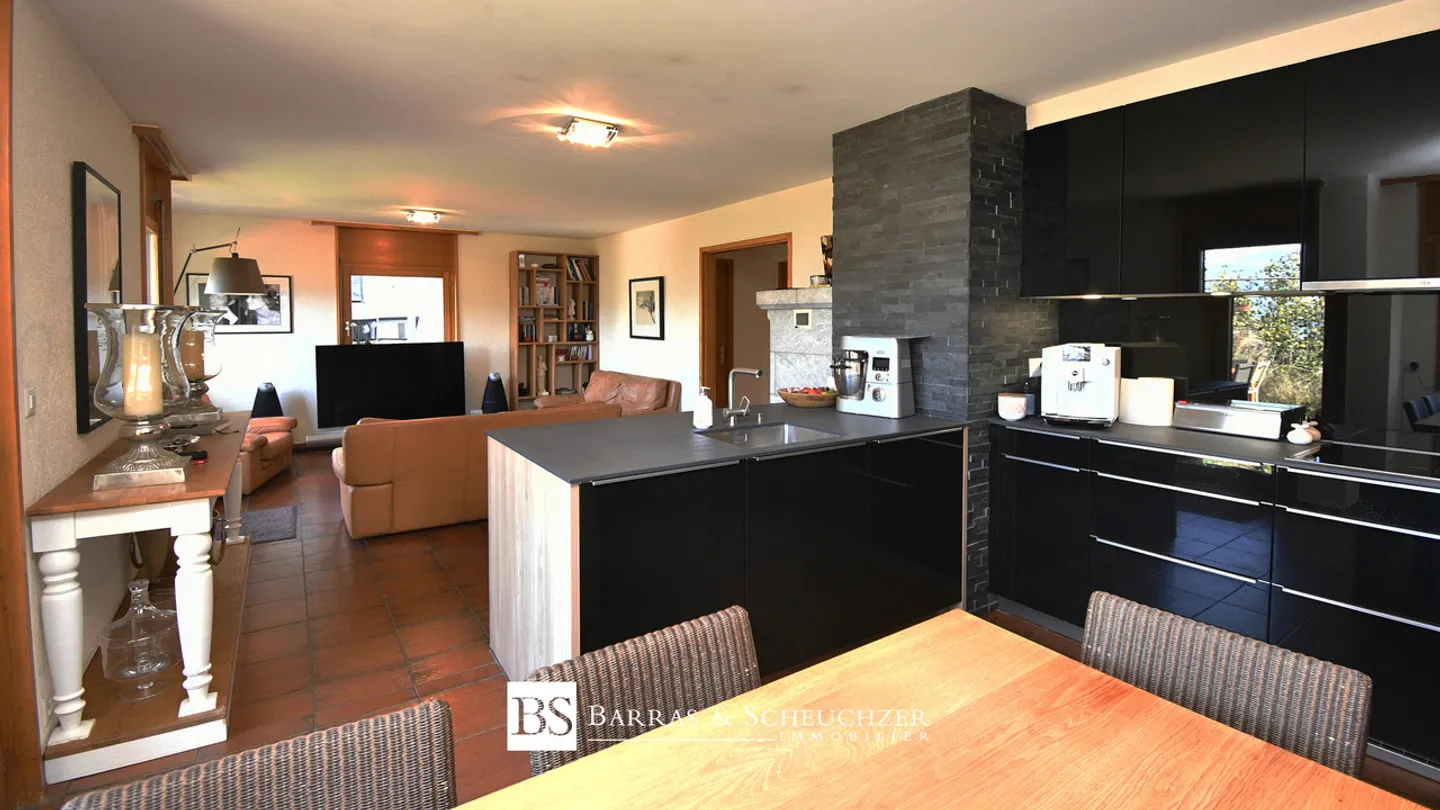 Casa affascinante vicino ai servizi e alle piste da sci - Foto 1 di 13