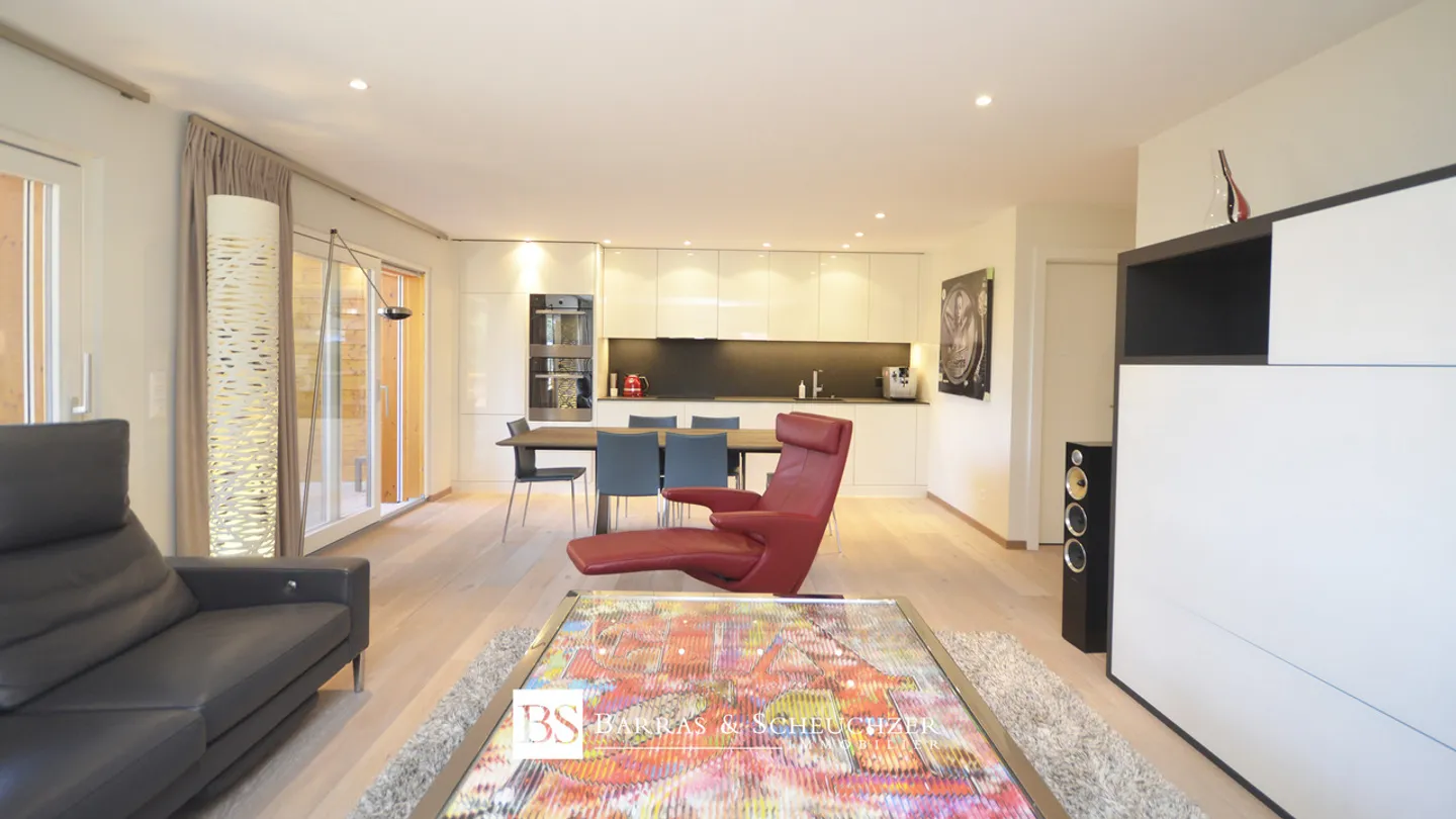 Luxuriöse 4,5-Zimmer-Wohnung möbliert verkauft - Foto 3 von 12