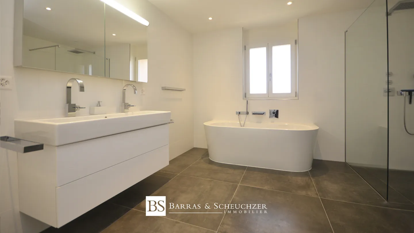 Luxuriöse 4,5-Zimmer-Wohnung möbliert verkauft - Foto 10 von 12