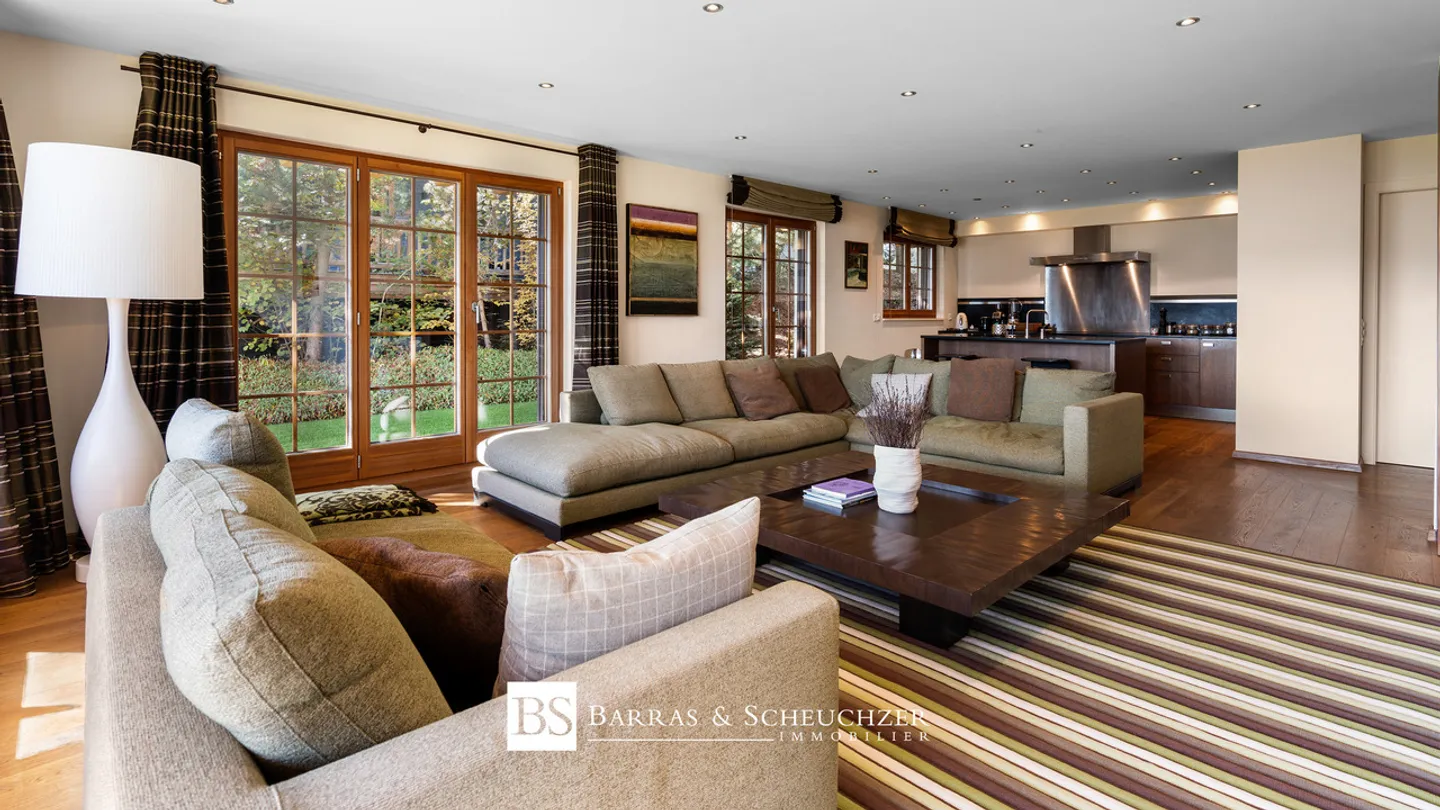 Außenbereich der außergewöhnlichen Wohnung im begehrten Viertel Plan Mayens - Foto 5 von 13