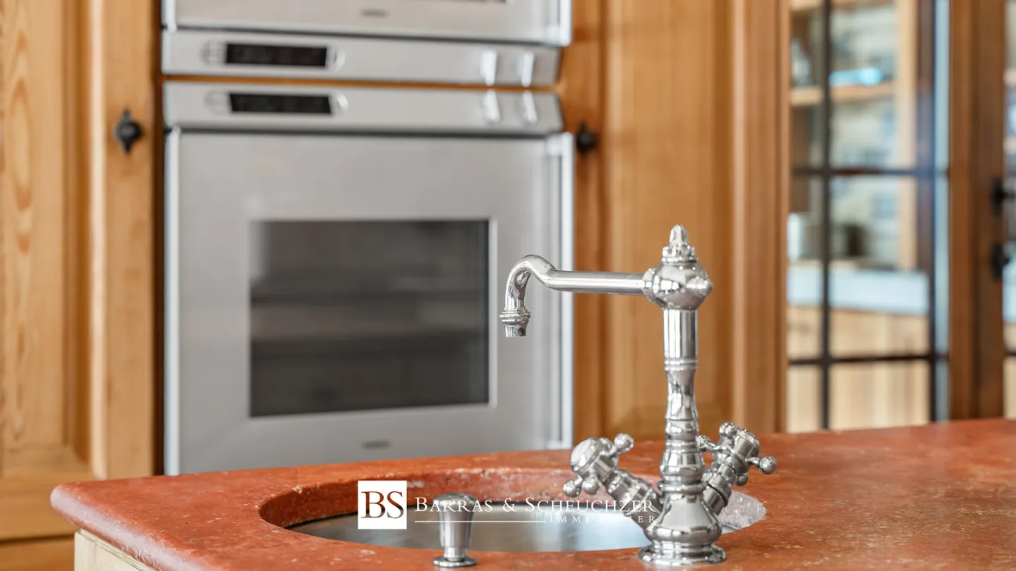 Exceptional Chalet in Plans-Mayens | Panoramic View - Photo 12 of 13