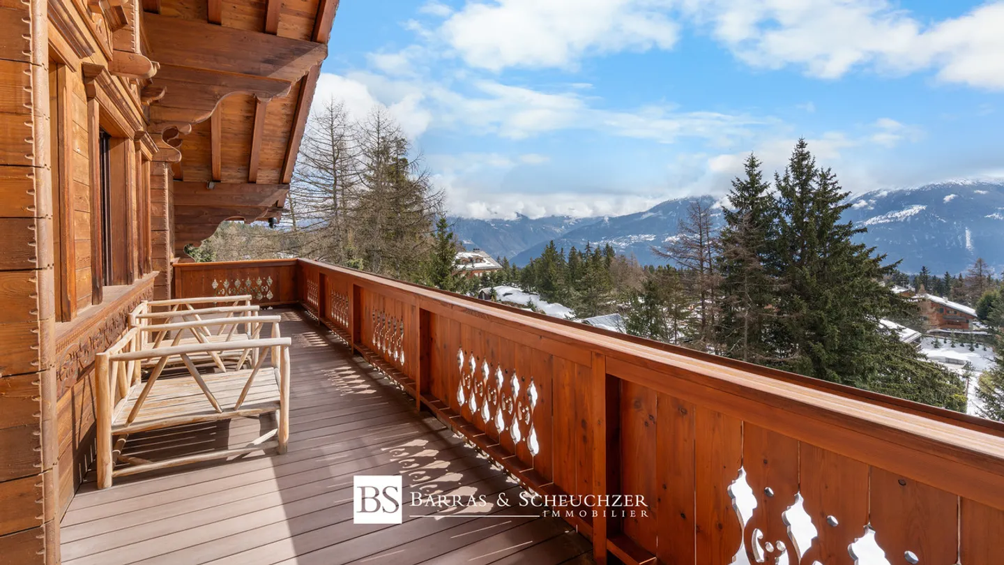 Exceptional Chalet in Plans-Mayens | Panoramic View - Photo 2 of 13