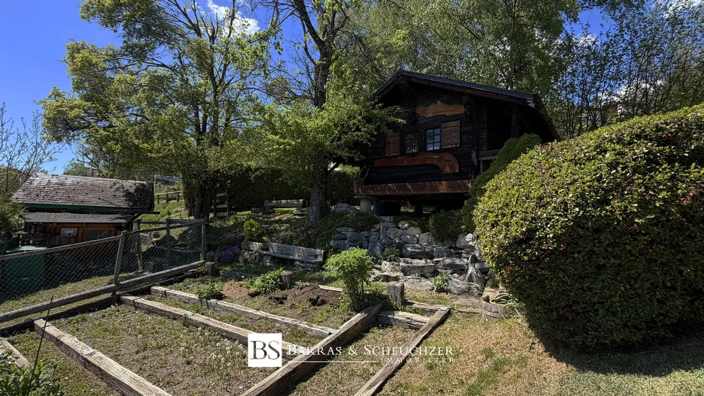 Incantevole proprietà con 2 alloggi, con potenziale edificabile - Foto 5 di 13
