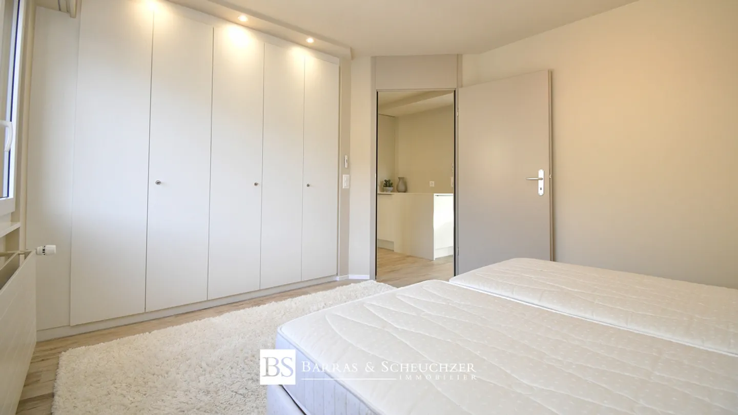 Wunderschöne 2,5-Zimmer-Wohnung, renoviert und möbliert, im Stadtzentrum, Rue du Prado - Foto 6 von 8
