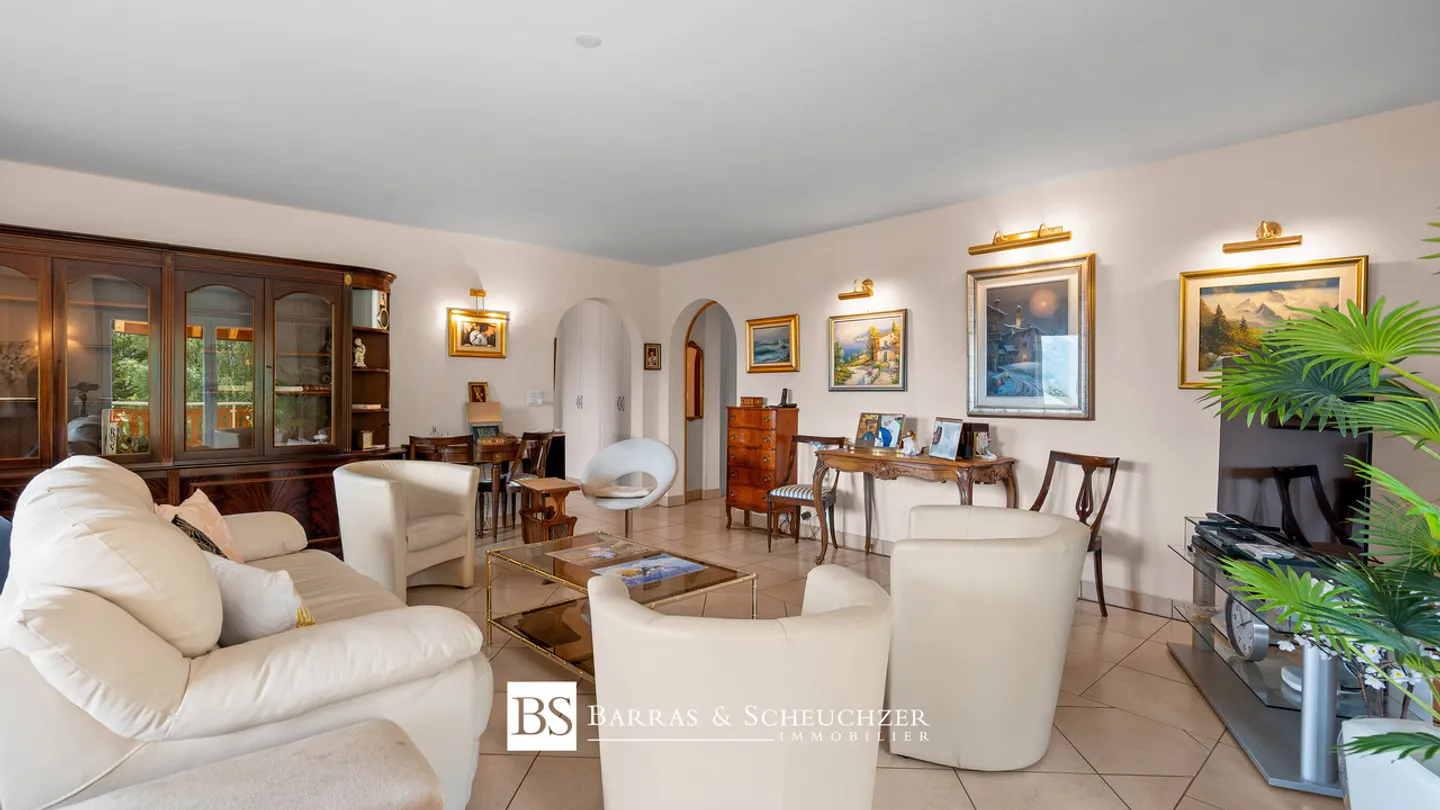 Exceptional property in PPE - 3 apartments in a bucolic setting - Photo 7 of 13