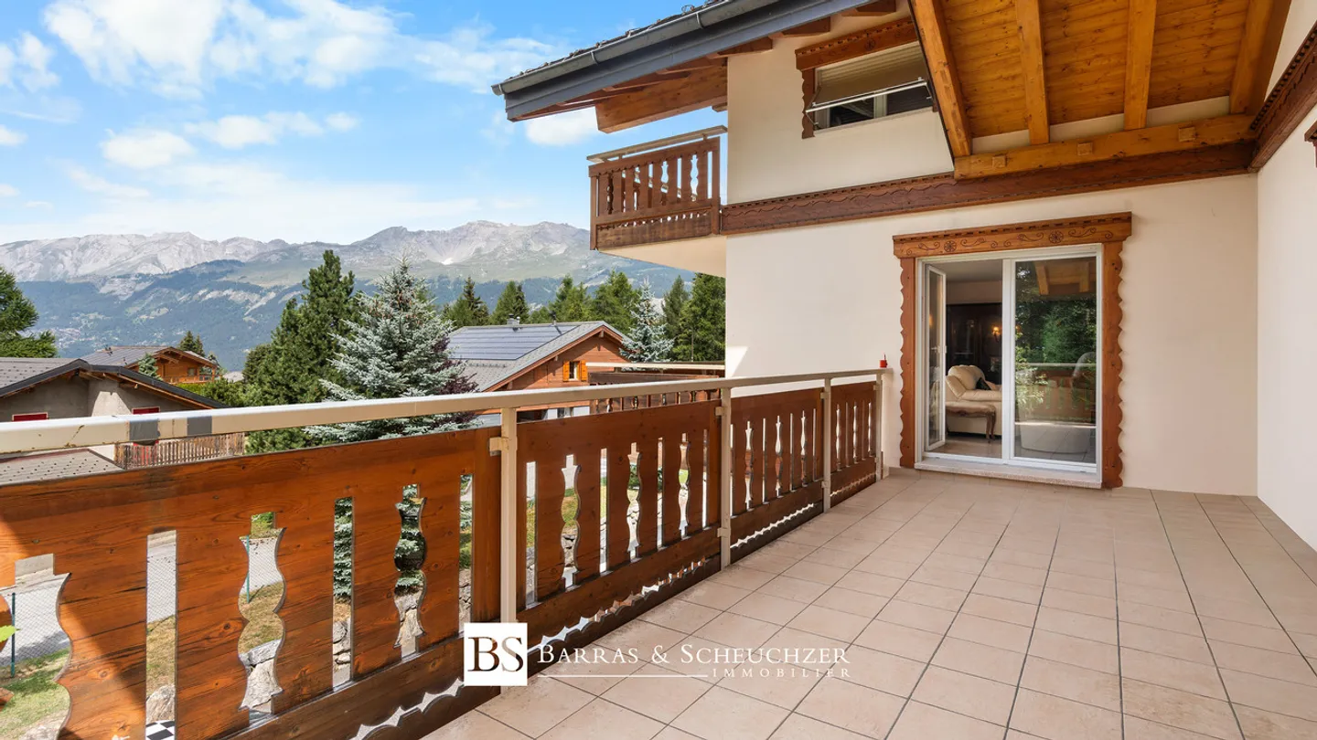 Exceptional property in PPE - 3 apartments in a bucolic setting - Photo 8 of 13