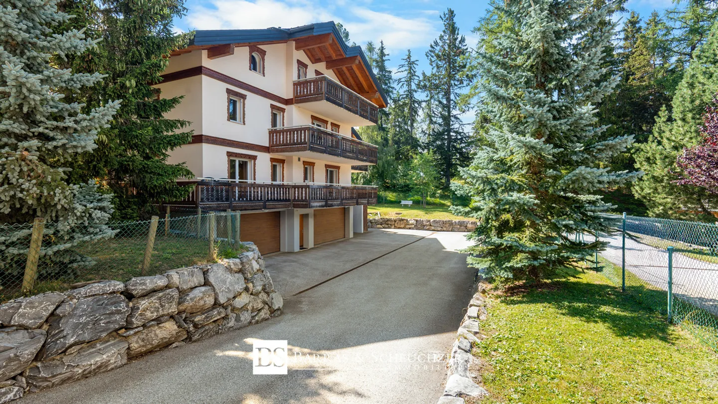 Exceptional property in PPE - 3 apartments in a bucolic setting - Photo 1 of 13