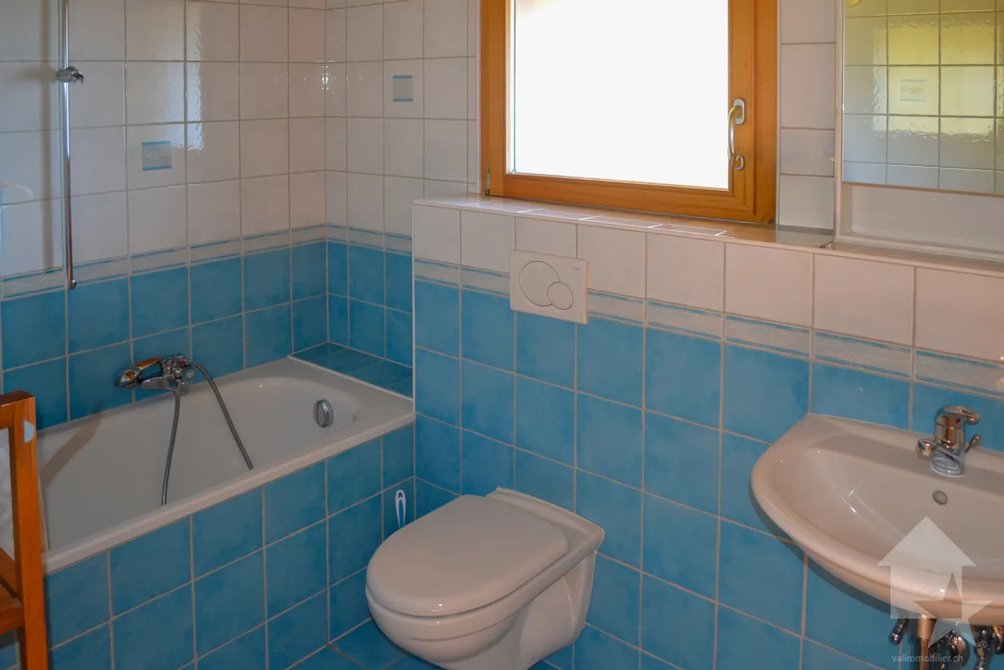 Magnificent high-end chalet with 5.5 rooms, 174 m², view of the Alps - Photo 10 of 13