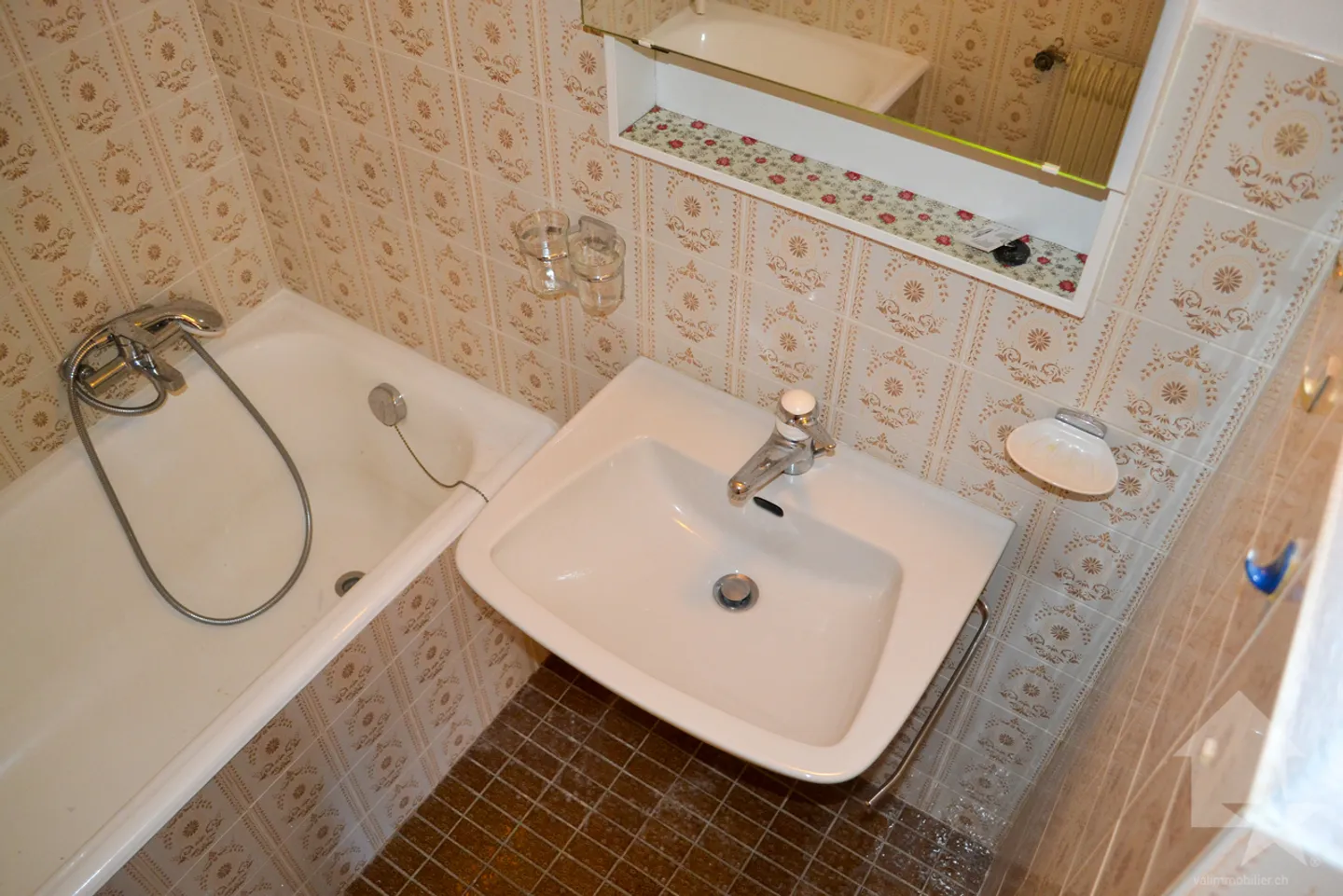 Spacious 4.5-room apartment of 108 m2, 2 balconies, view of the Alps - Photo 10 of 13