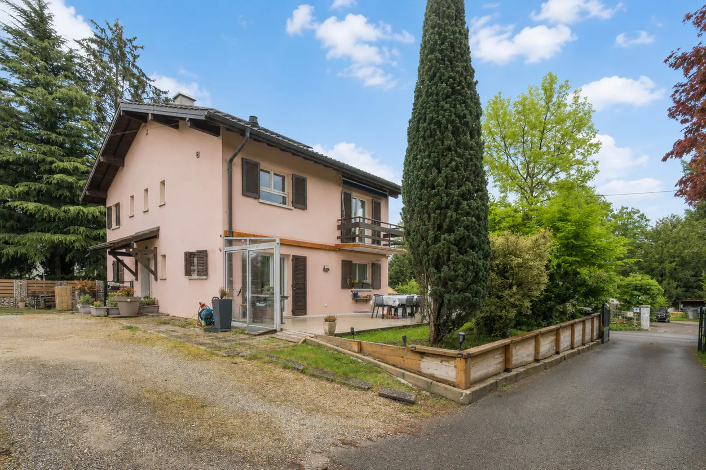 Villa à Versoix avec potentiel d'investissement - Photo 6 sur 6