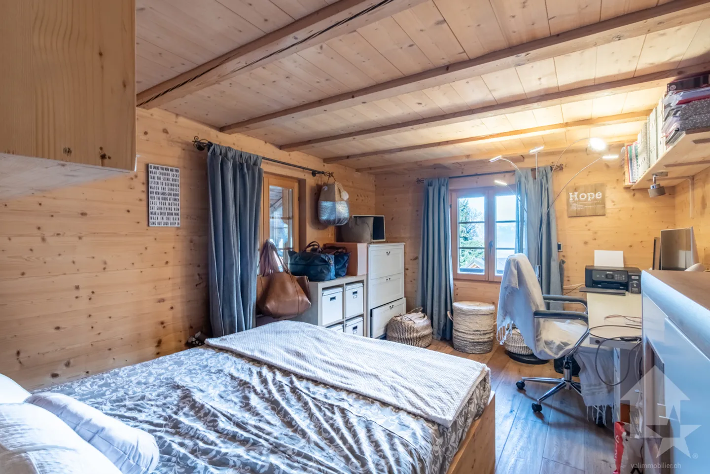 Val-d'Illiez, magnificent chalet with 3 apartments - Photo 10 of 13