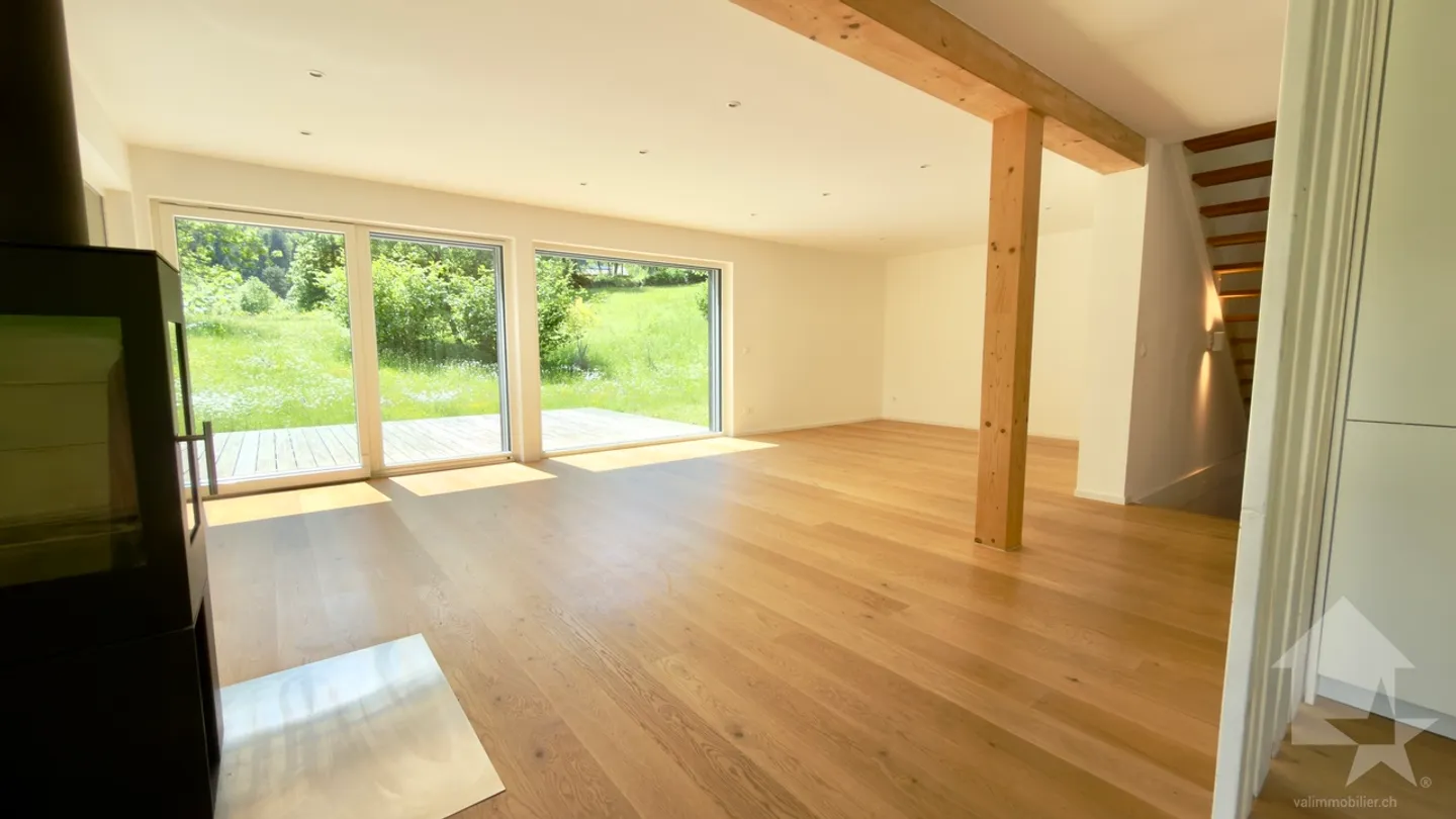 Magnifica villa recente di 6.5 locali con garage doppio - Foto 3 di 13