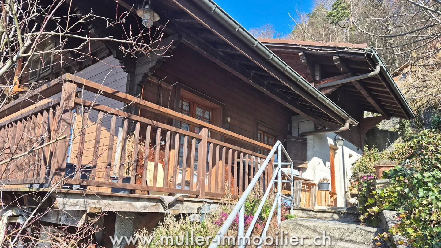 Chalet with exceptional view on buildable plot in Grandvaux - Photo 9 of 13