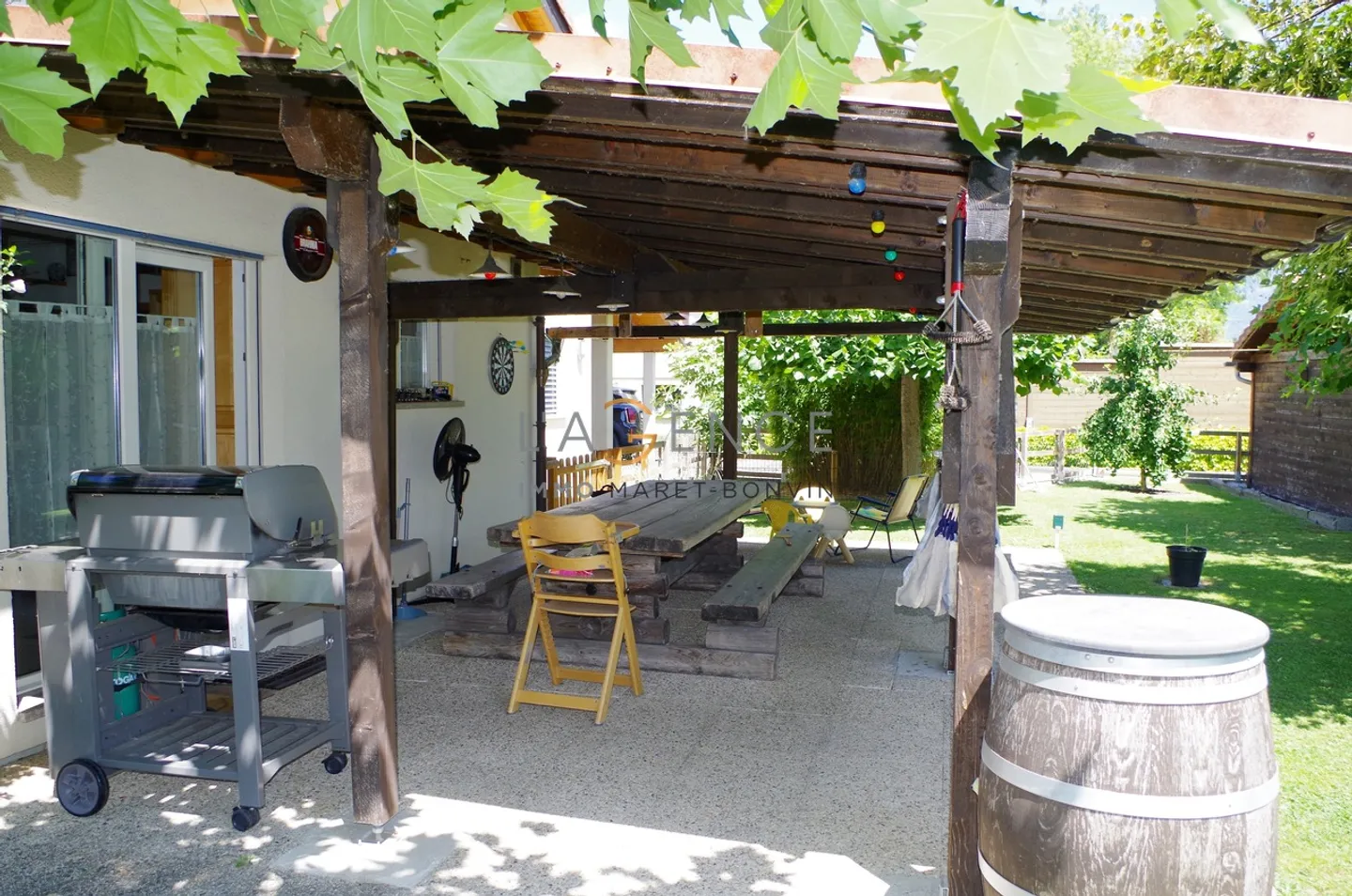 LARGE INDIVIDUAL VILLA OF 6.5 ROOMS - FULLY - Photo 9 of 13