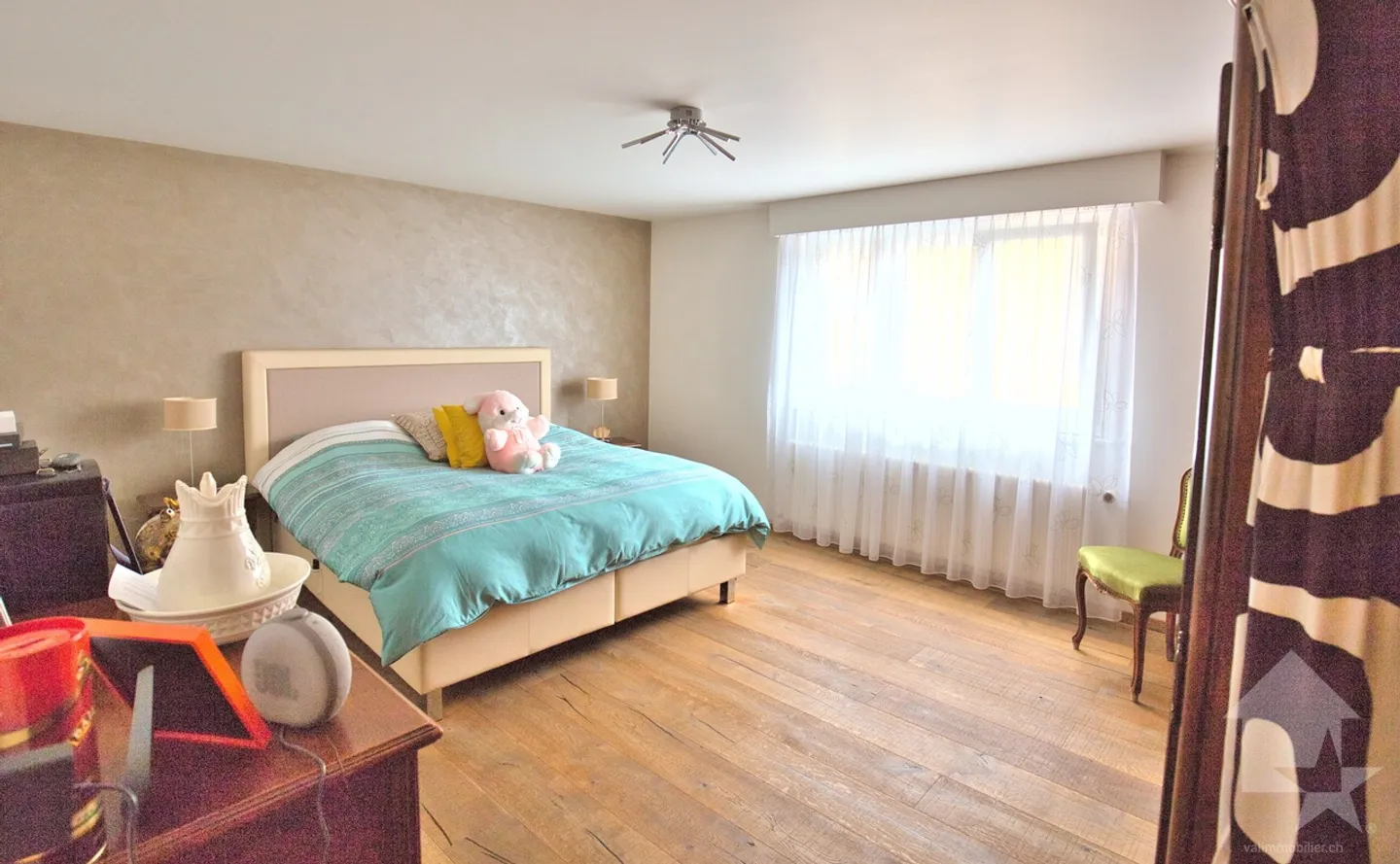 4,5-Zimmer-Wohnung mit Garage + Parkplatz, kleine PPE 2 Wohnungen - Foto 9 von 13