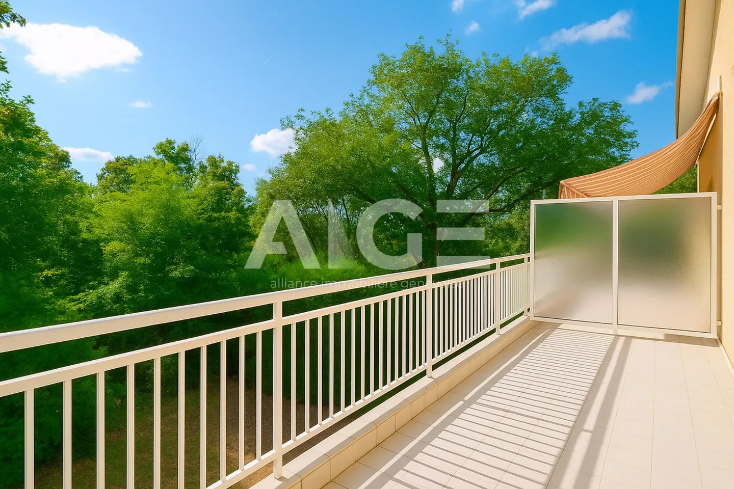 Pretty villa with independent studio - Photo 1 of 12