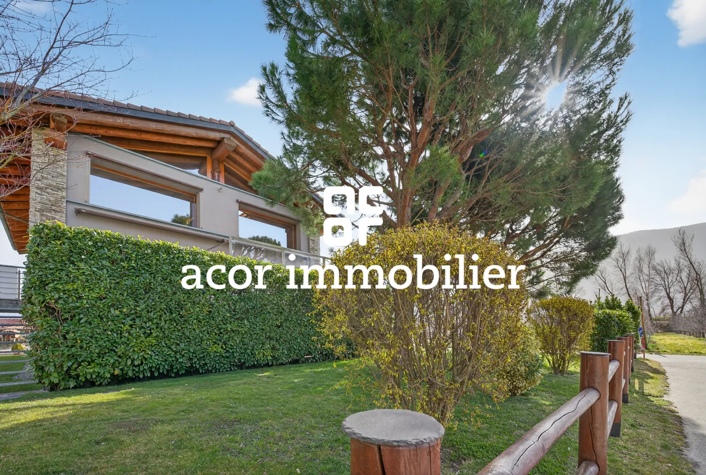 Blockhausvilla im kanadischen Chalet-Stil - Foto 11 von 11