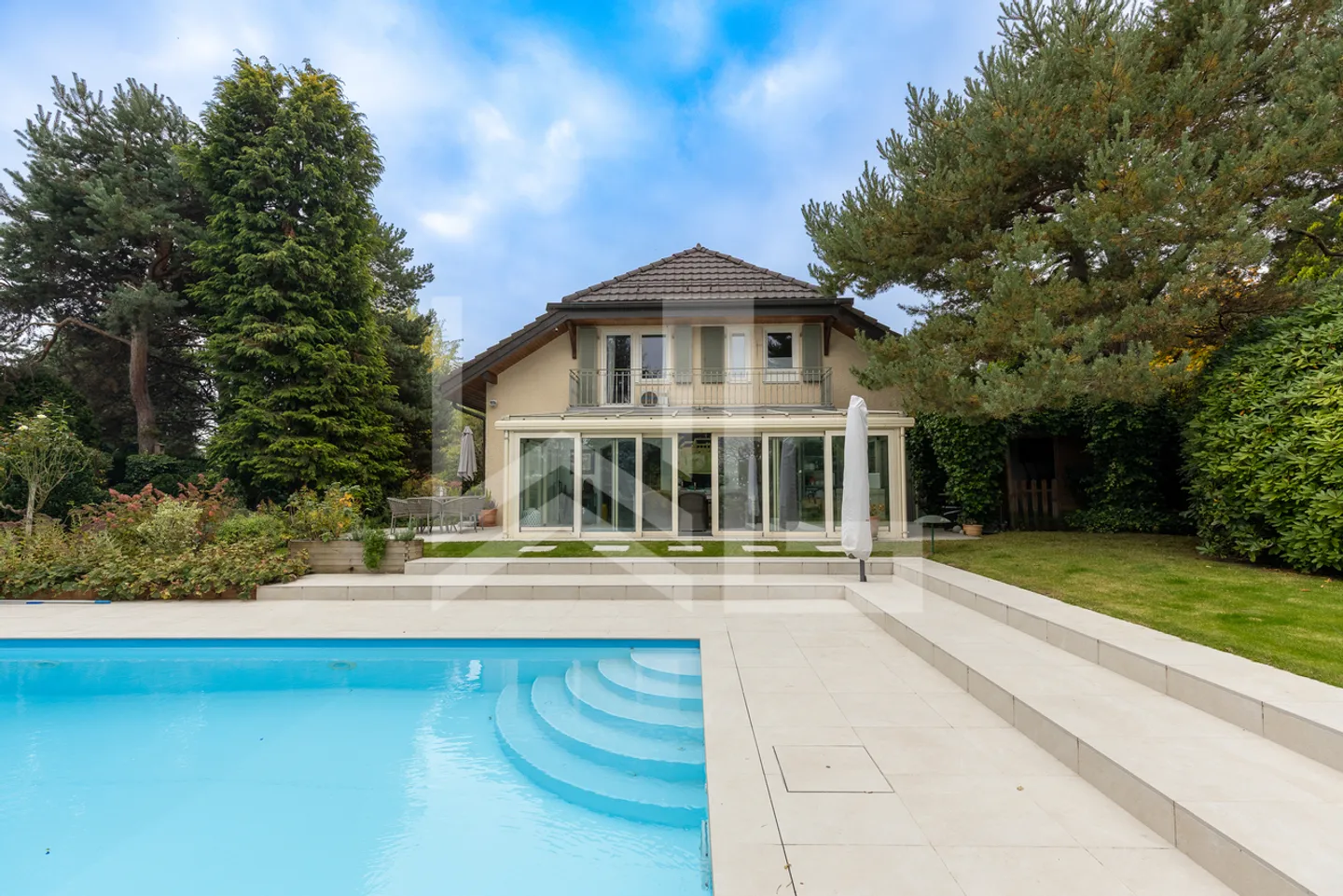 Recent and cozy family villa near La Chataigneraie - Photo 1 of 13