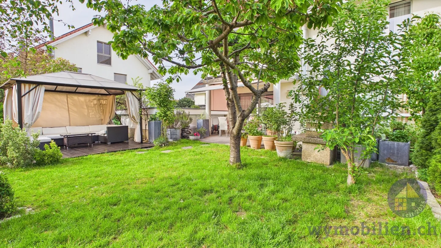 Plenty of Space, Quiet + Close to the Center - Semi-Detached Family House with Garden - Photo 8 of 13