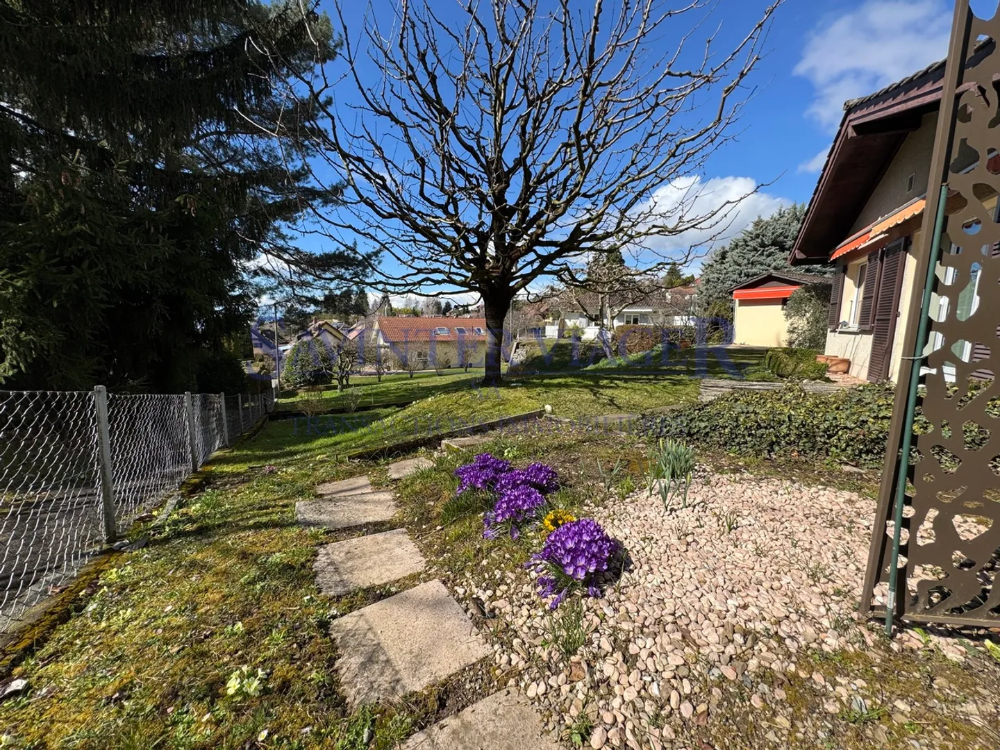 Blonay, Schönes Haus mit 2 Wohnungen - Besetzte Leibrente - Foto 13 von 13