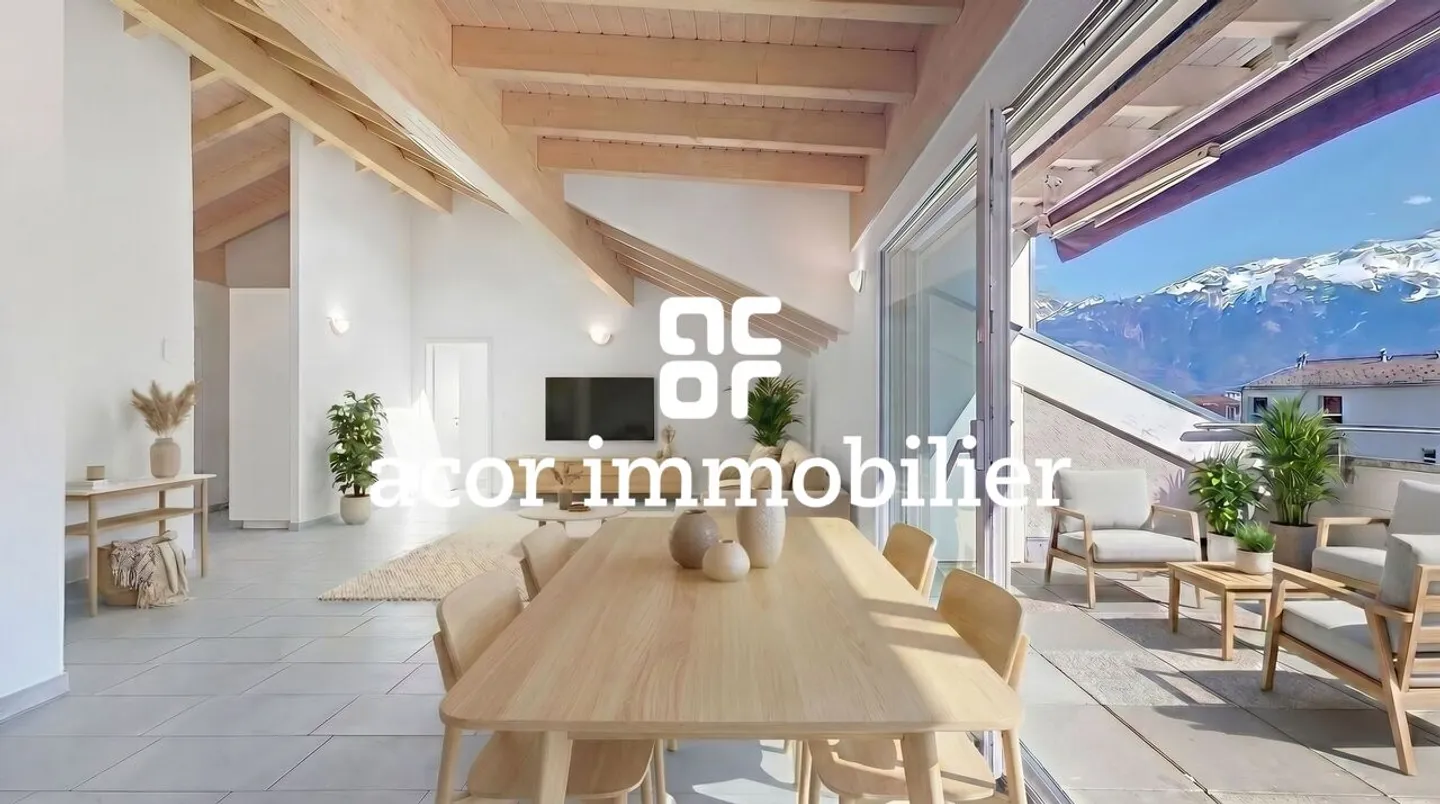 Charmant Appartement Attique - Photo 1 sur 6