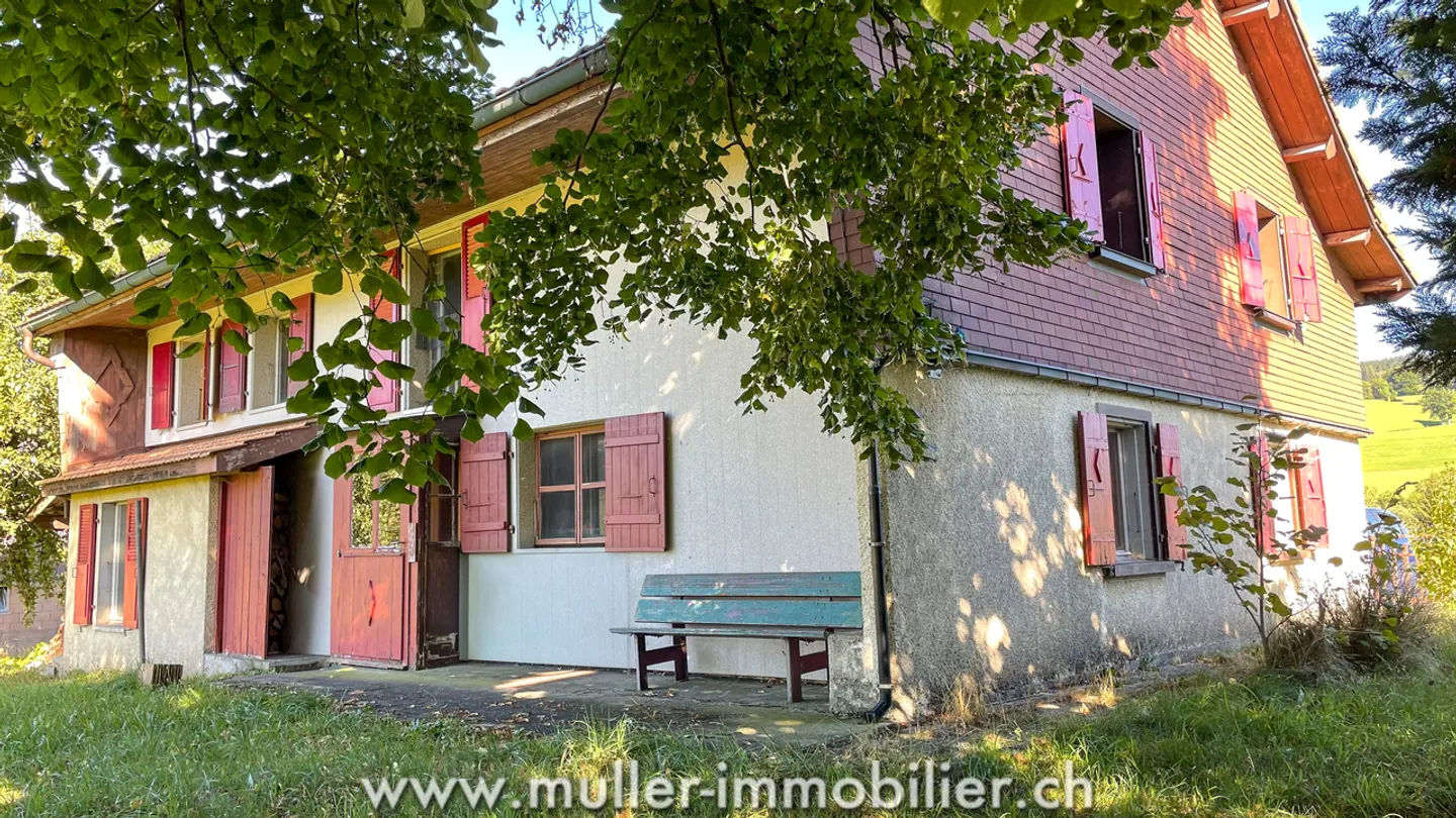 Charmantes Haus mit Blick auf die Felder, nahe Romont! - Foto 2 von 13