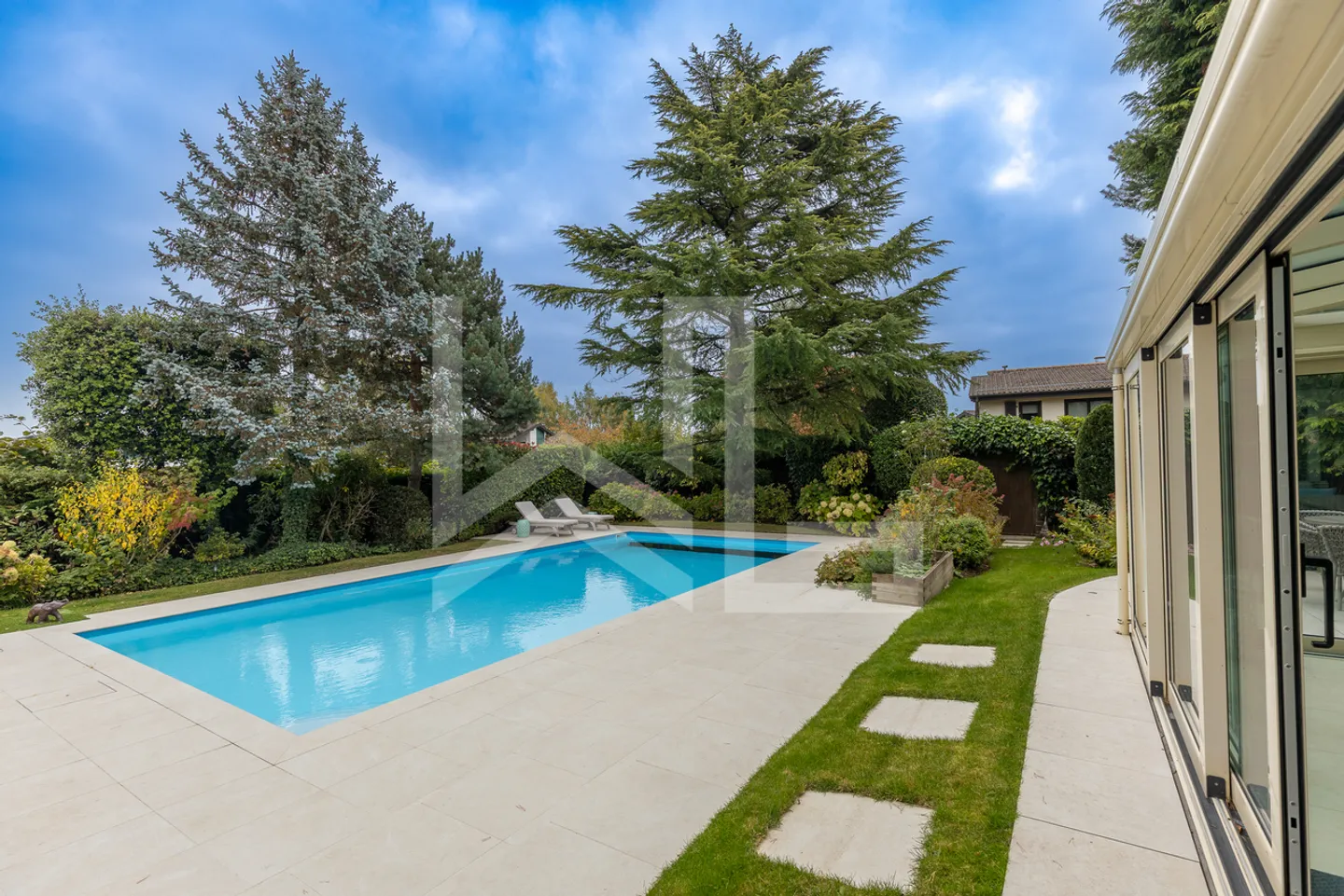 Very beautiful property in the heart of Terre Sainte - Photo 1 of 8