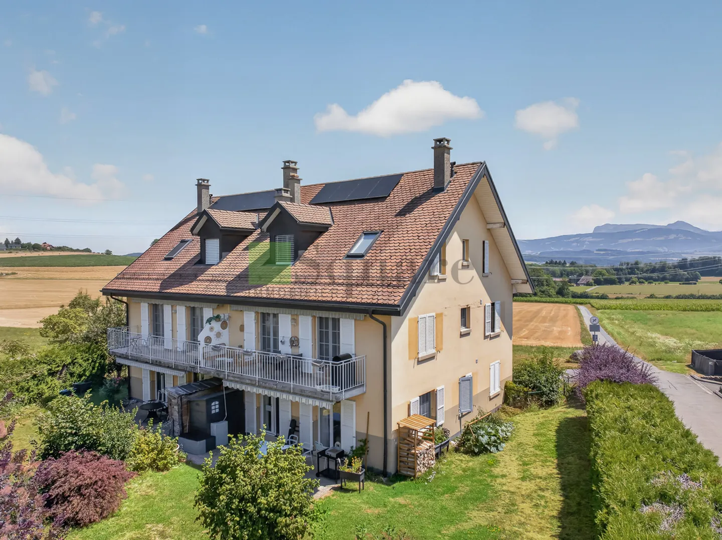Magnificent duplex apartment with unobstructed view - Photo 1 of 13