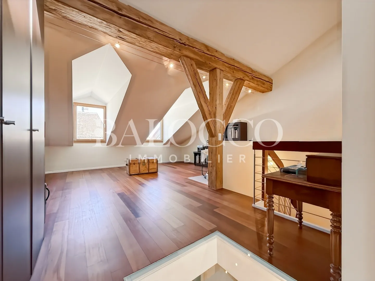 Maison Familiale Charmante avec Vue sur le Lac - Photo 9 sur 9