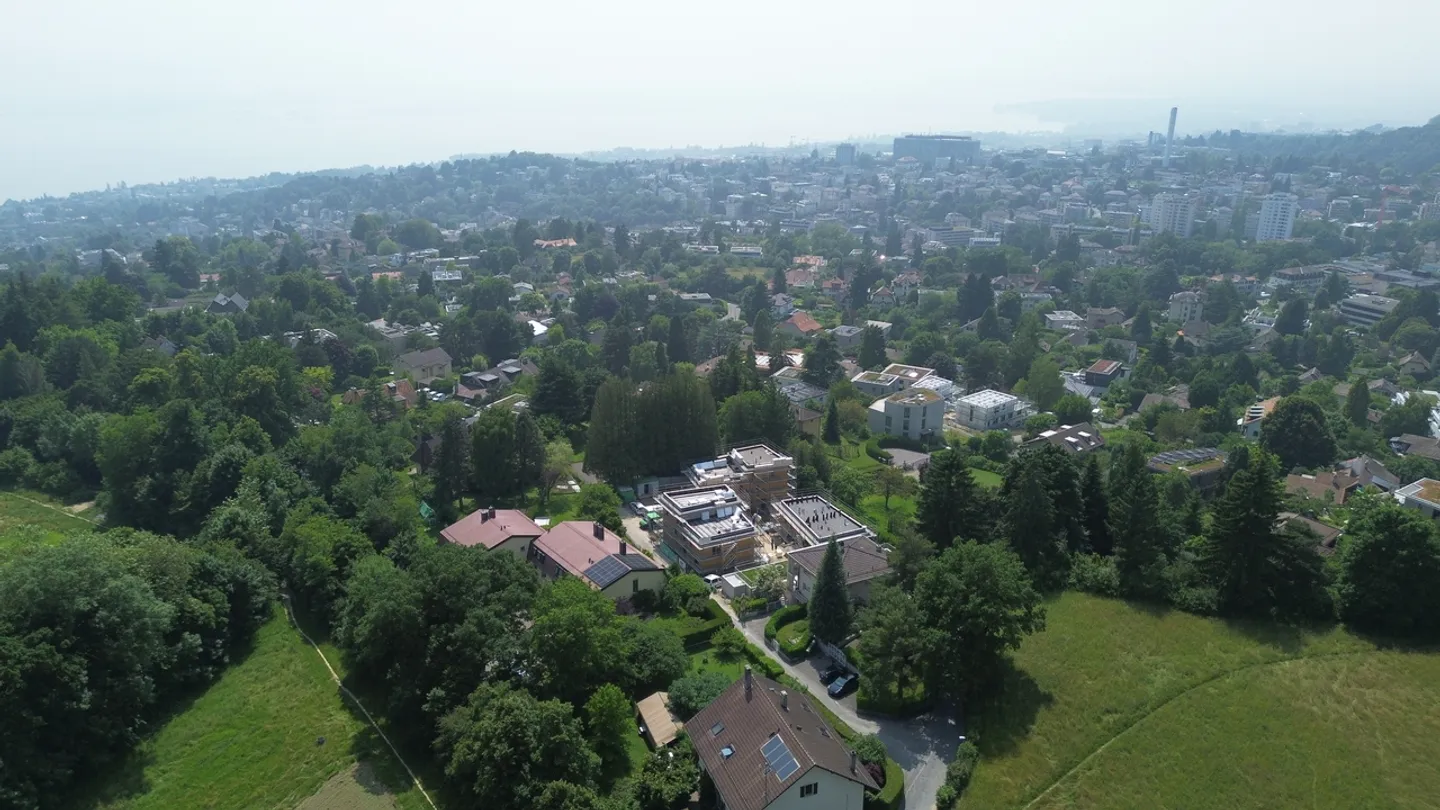 Außergewöhnliche Villa mit 6,5 Zimmern und idealer Lage - Foto 1 von 13