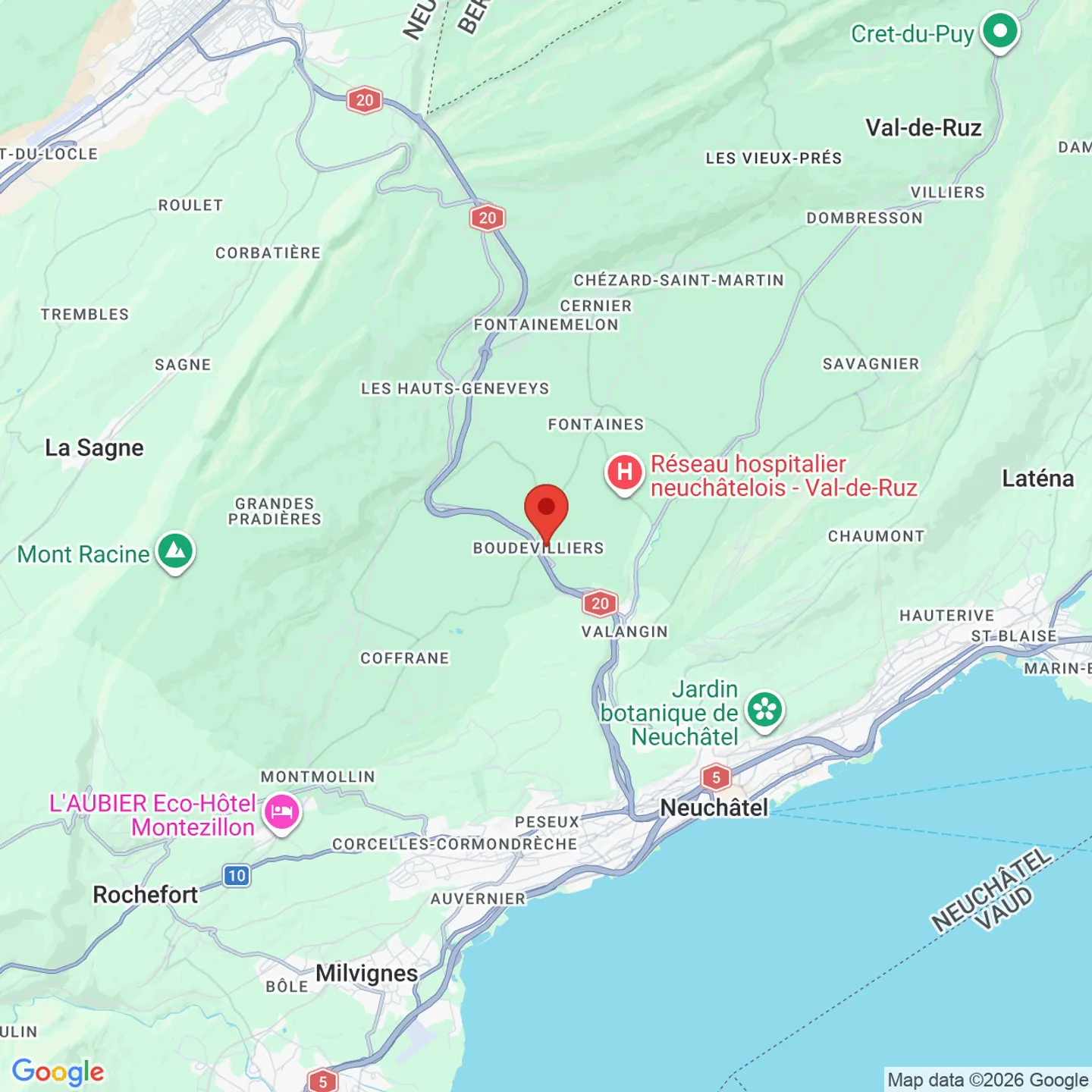 Renovated Duplex Attic Apartment - Photo 12 of 12