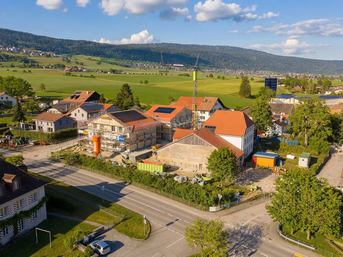 Appartement moderne avec balcon - Photo 1 sur 6