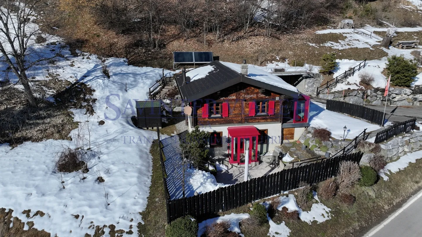 Mayens-de-Chamoson, Authentic Chalet - Occupied Life Annuity - Photo 3 of 13