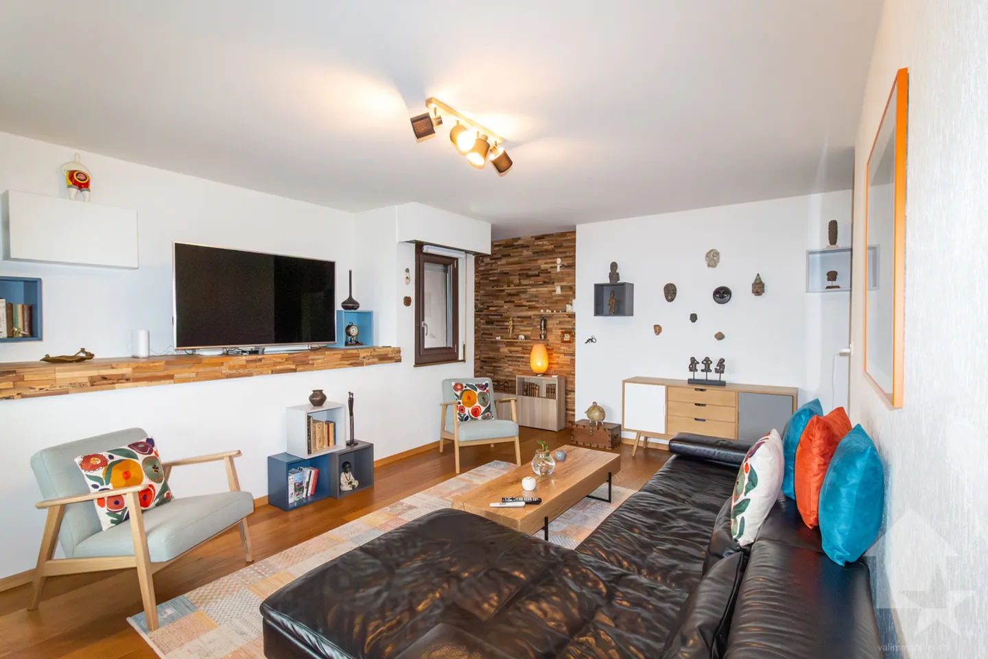 Charmante 5,5-Zimmer-Duplex-Penthouse vollständig geschmackvoll renoviert - Foto 5 von 13