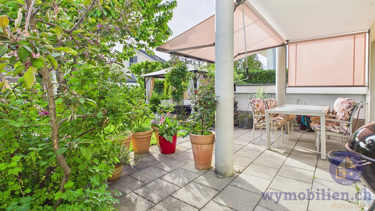 Plenty of Space, Quiet + Close to the Center - Semi-Detached Family House with Garden - Photo 6 of 13