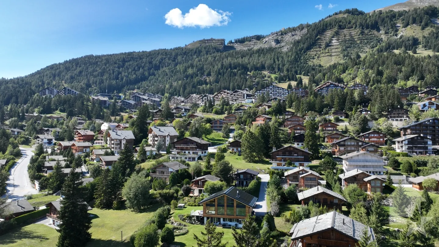 3730m2 Grundstück in Hotel- und Gemeinschaftswohnzone - Foto 6 von 7