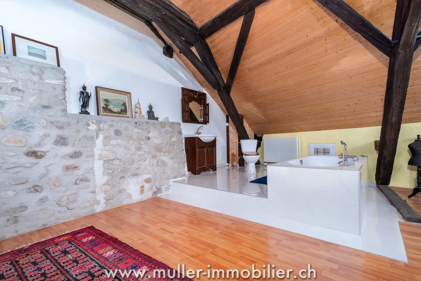 Superbe appartement rénové en plein coeur du bourg de Moudon - Foto 11 von 13