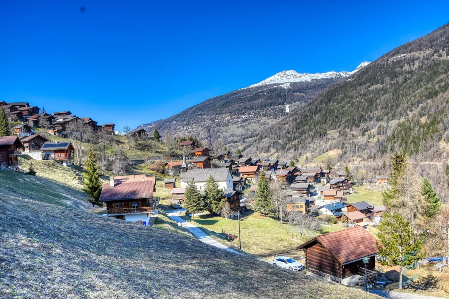 EXCLUSIVITE  Magnifique terrain à bâtir terrain équipé de 1'152m² - Photo 2 sur 7