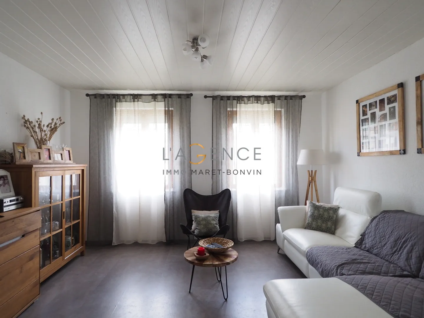 Residential building in the city center! - Photo 4 of 6