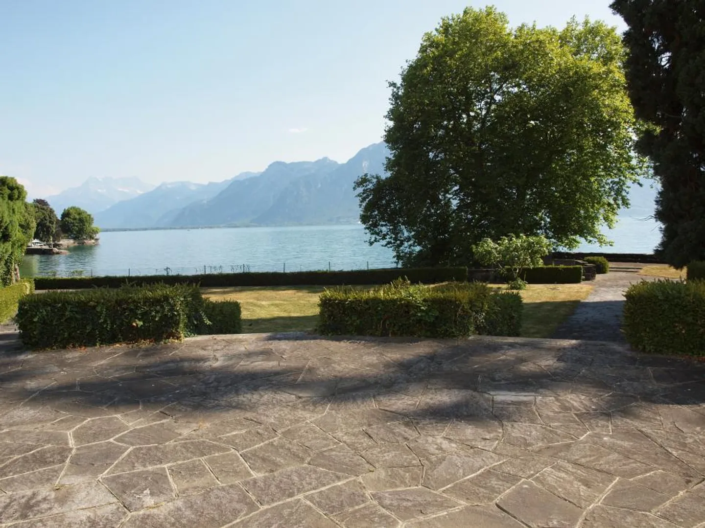Proprietà eccezionale a piedi nell'acqua vicino a Montreux - Foto 8 di 13