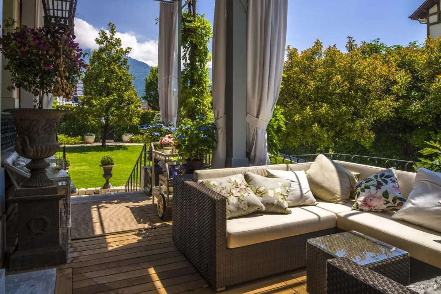 Superba proprietà di charme vicino al lago a Clarens - Foto 3 di 5