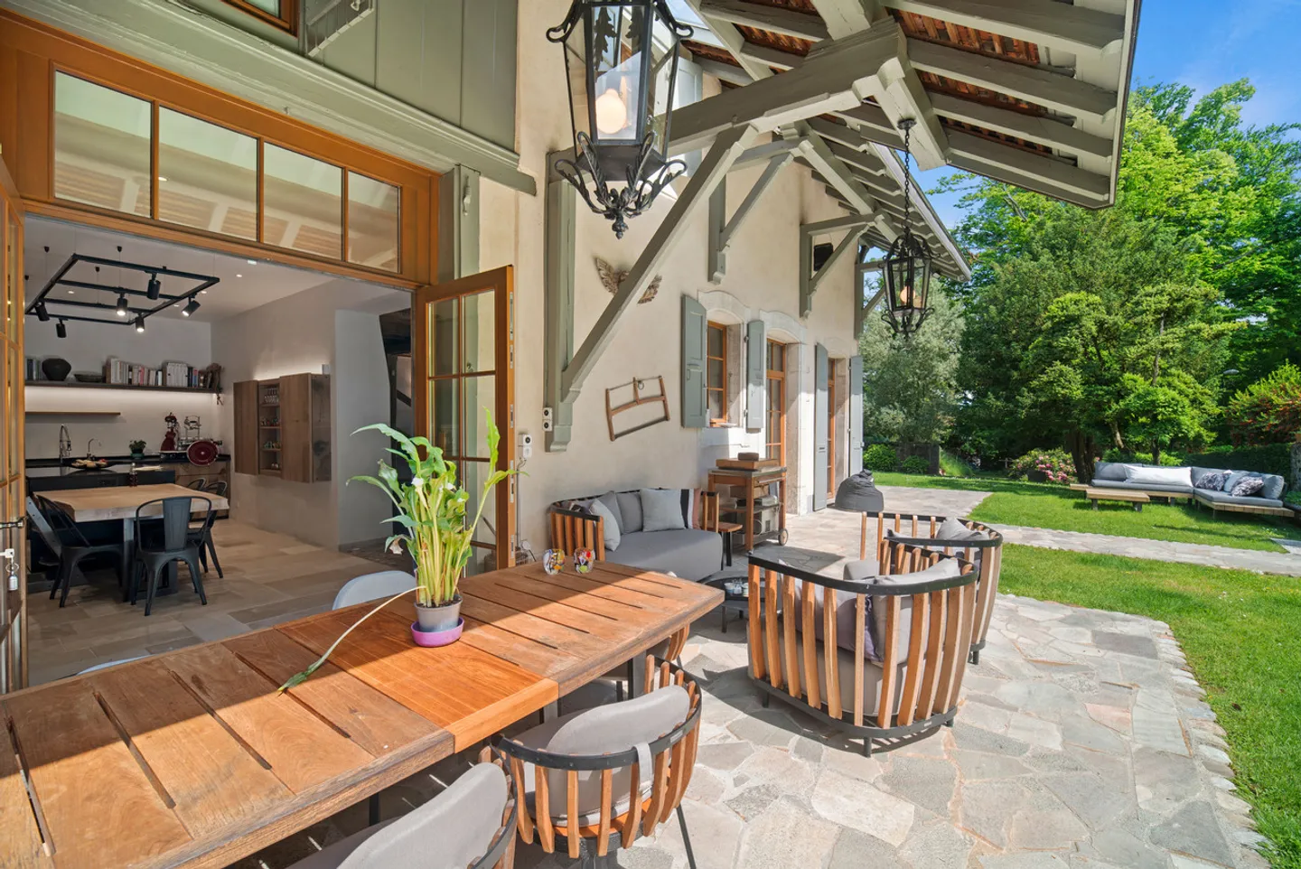 Magnifico casale ristrutturato a sud di Genthod - Foto 6 di 13