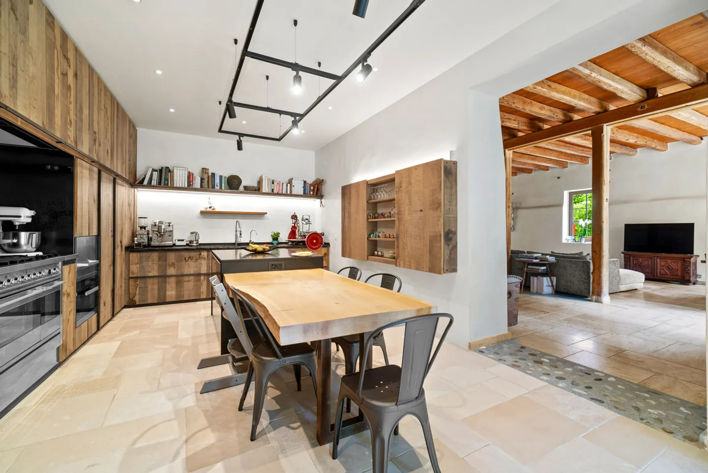 Magnifico casale ristrutturato a sud di Genthod - Foto 4 di 13