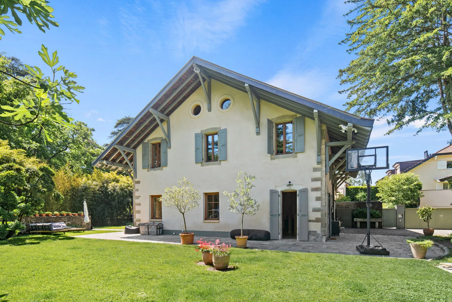 Wunderschöner renovierter Bauernhof im Süden von Genthod - Foto 1 von 13