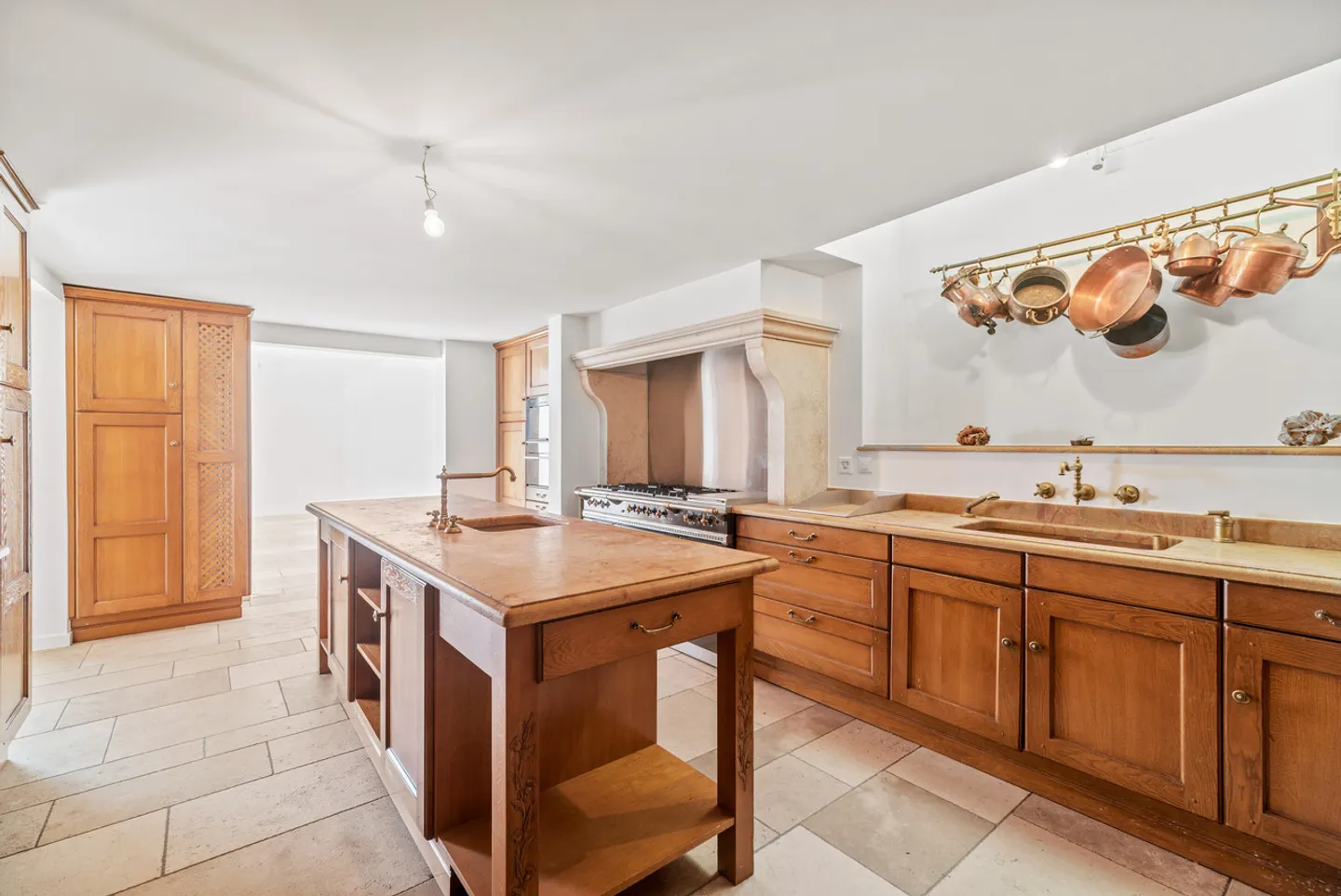 Bellissima proprietà con piscina sulle alture di Vevey - Foto 5 di 13